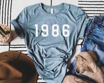 1986 Shirt Women, 40th Birthday TShirt, Vintage 1986 Tee, Forty Birthday Gift for Her, Born in 1986 Top, Bella Canva, 40 Years Old Shirt