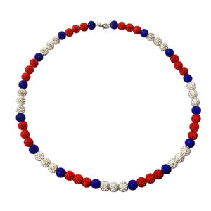 Pacote com 12 colares personalizados de beisebol para meninos, colares com contas de strass, colares de jogador de beisebol, vermelho, azul e branco