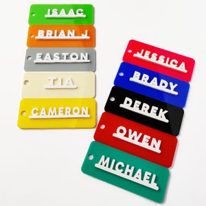 Personalisierte Acryl 3D Baseball Taschenanhänger Kundenspezifische Sport Taschenanhänger Gepäckanhänger Windel Taschenanhänger Benutzerdefinierte Schlüsselanhänger mit Schlüsselring