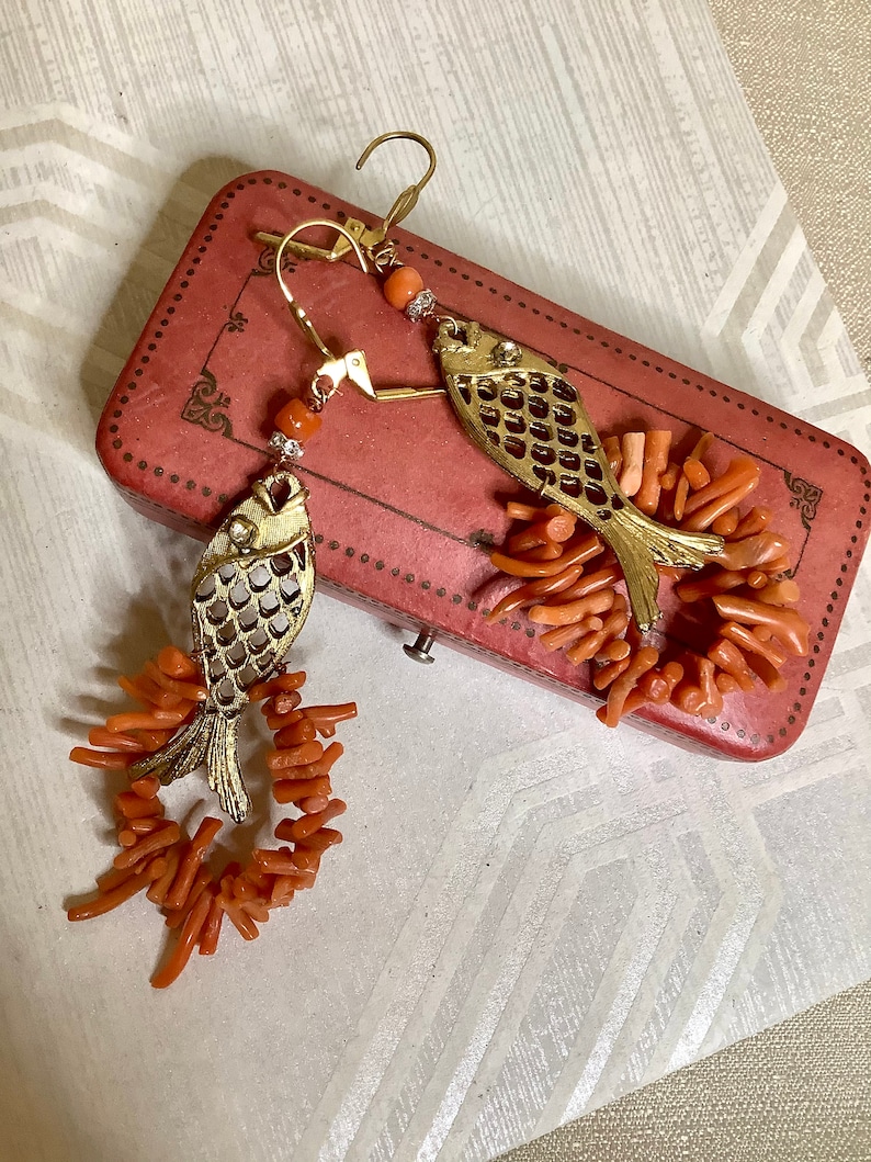 FISHING FOR COMPLIMENTS vintage Coral Fish Pendant EarringsGenuine Deco Coral BranchAsian Fish CharmRhinestoneAssemblage Dangle Earrings