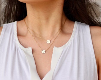 IM VERKAUF! Suspended Circle Halskette Scheibe / zarten personalisierte Schmuck / sanfte Monogramm Halskette Scheibe, Gold gefüllt erste Halskette 111-13