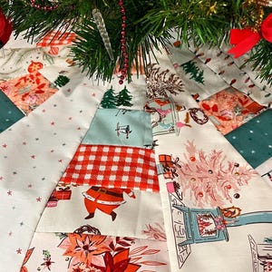 Nostalgic Christmas Quilted Tree Skirt - Christmas Tree Skirt - MADE TO ORDER