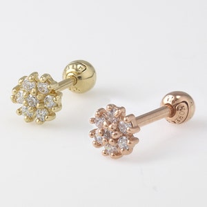 Pendiente de flor de oro macizo de 14 quilates para cartílago, trago, hélix, caracola, lóbulo, piercing, minimalista, geométrico, con piedra de nacimiento.