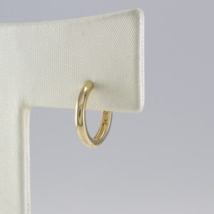 14K 11 mm Solid Gold Huggie Hinged Hoop Earring, Huggie Hoop, Gold Huggie, Small Gold Hoop, Cartilage, Conch, Helix, Tragus, EZ81M