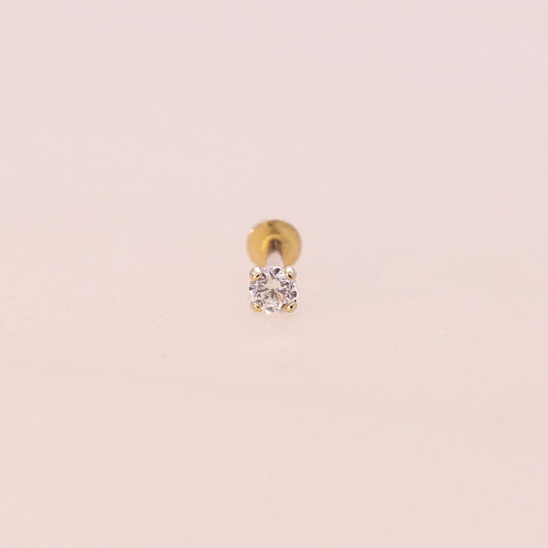 14K 2,5 mm Solid Gold CZ Labret, Innengewinde, Tragus, Knorpel, Helix, Conch, Lobe, Piercing Ohrring, Minimalist Ohrring Bild 2