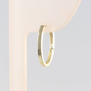 14K Solid Gold Medium Oval Huggie Hinged Hoop Earring, Huggie Hoop, Gold Huggie, Oval Gold Hoop, ME836M