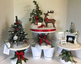 Christmas decoration, Christmas scene on pedestal, Christmas centerpiece, mantle decor