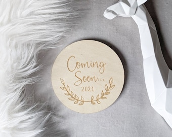 Baby announcement Disc | Baby wooden disc | New Baby Announcement | Pregnancy announcement | Parents to be Photo Prop| Baby Flat Lay