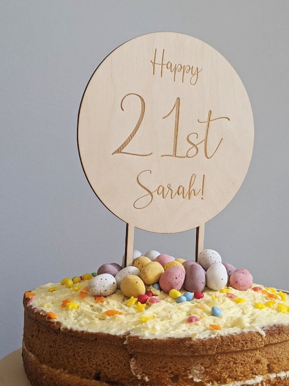 Personalisierten Kuchen-Topper Aus Holz – Mit Name, Datum, Alter Für Hochzeit, Geburtstag, Baby-Shower