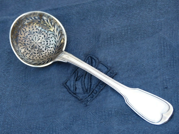 Solid silver sugar sifter spoon, old man, c1819-38, 19th century, 21.5cm, L. Labbe