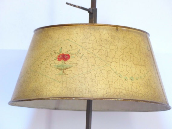 19th century painted sheet metal bouillotte lamp with 3 lights / bronze lamp painted 19th century