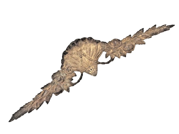 1920 antique French gilded bronze shell roses pediment 17" hardware salvage 203