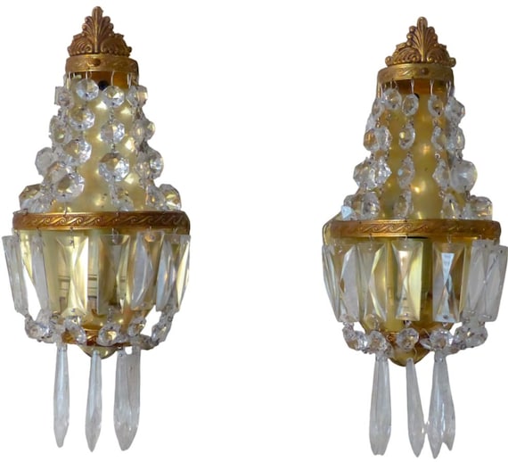 Gorgeous 20th vintage pair wall light clear crystal drops sconces empire style