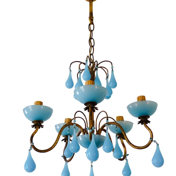Candeliere antico di Murano degli anni '30 in opale azzurro acquamarina con gocce decorate, 5 luci, raro.