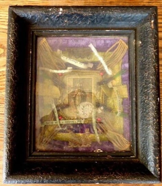 Superb rare antique 19th-century reliquary frame of Saint Paperolle with wax seal 1