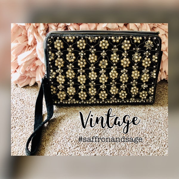 Vintage Black Beaded Velvet Zipper Clutch Purse Handbag Retro