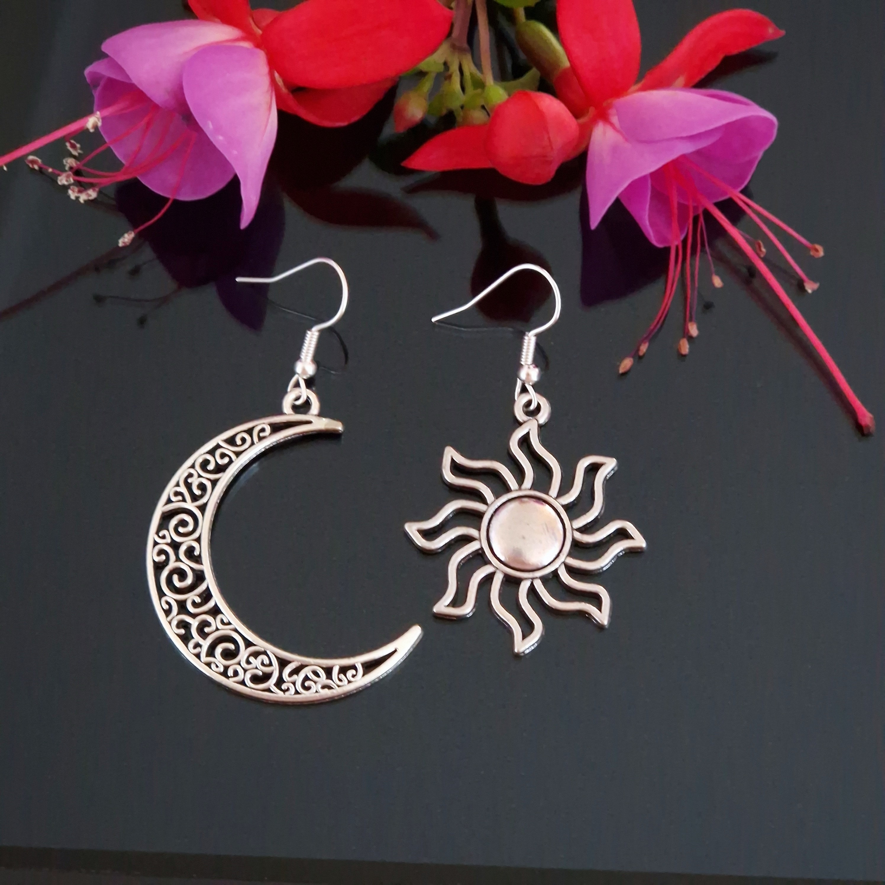Mismatched Sun and Moon Earrings Drop Earrings Antique Gold - Etsy UK | Moon  earrings, Moon face earrings, Drop earrings