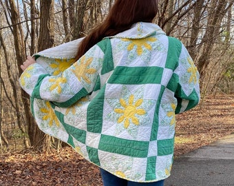 Vintage Star Dahlia Quilt Coat - Plus Size 14 16 18 - Hand Quilted Quilt Jacket XL - Cheerful Yellow, Green, and White - Shawl Collar Style