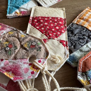 Etiquetas de regalo vintage para colchas de 3,8 x 7,6 cm / Juego de 9 / Tarjetas personalizables / Marcapáginas reciclados ecológicos / Suministros para revistas basura / Etiquetas de precio de boutique