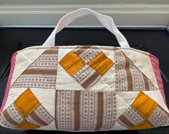 Handmade Vintage Quilt Tote Bag: Sewing Room Caddy, Shabby Chic Decor