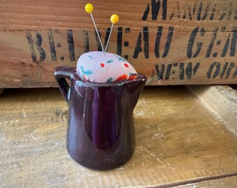 Vintage MINI PITCHER PINCUSHION — Peachy Florals + Midcentury Charm