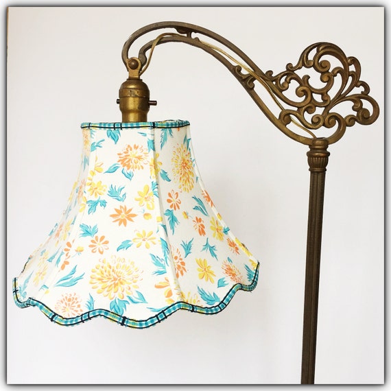 HANDMADE VINTAGE Feedsack Uno LAMPSHADE Lamp Shade in Orange Blue