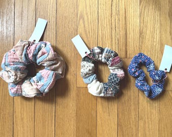SHABBY CHIC Quilt SCRUNCHIE | 3 sizes for your hair: small, large + oversized jumbo