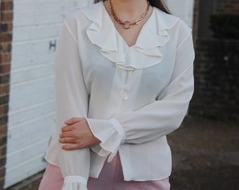 90s Vintage Cream Blouse with Oversized Frill Collar and Cuffs