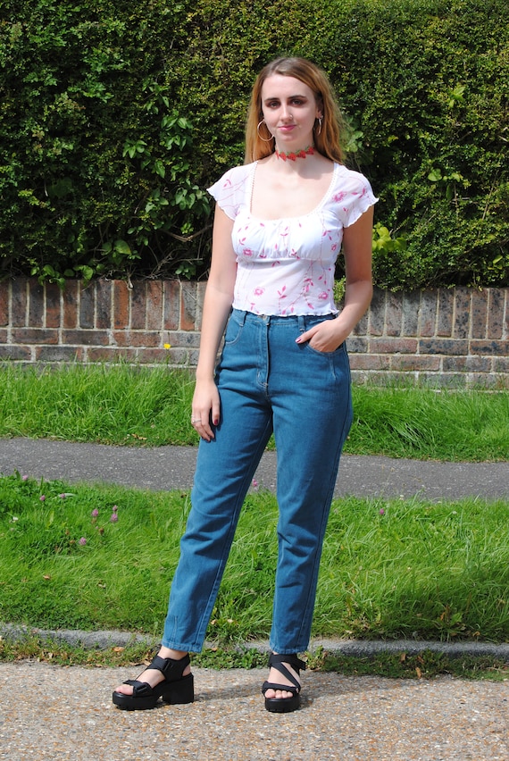 vintage high rise mom jeans