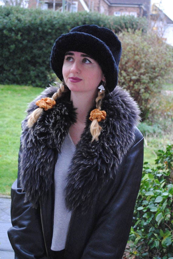 90s Vintage Black Faux Fur Bucket Hat