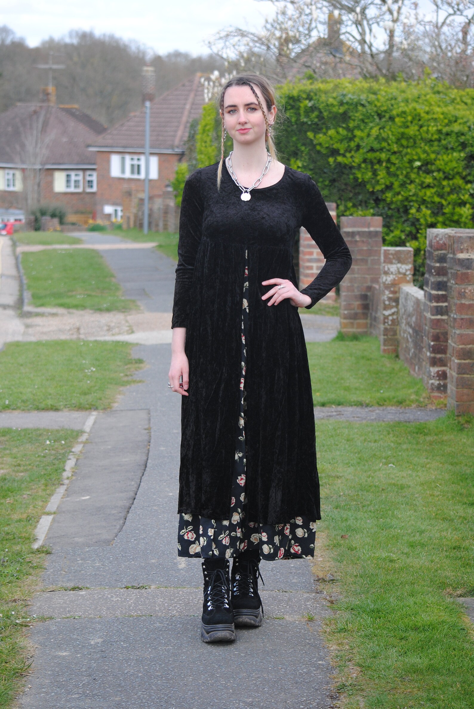 90s Black Velvet Maxi Dress (S/M)