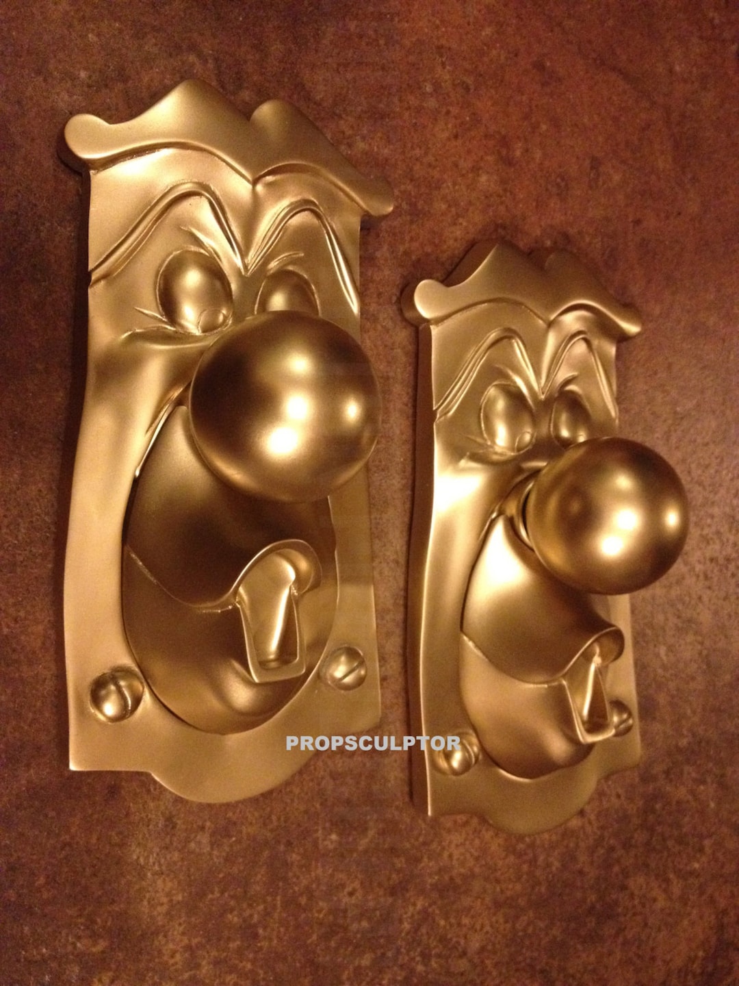 ALICE in WONDERLAND Inspired DOORKNOB Prop, Double Faced, Really Works
