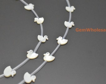 10PCS Natural white MOP duck 8x10mm, natural mother of pearl little duck,white color DIY beads, jewelry supply, MOP carving duck