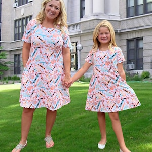 Back to school dresses for teachers and kids, art print short sleeve dress, mommy and me school print Jessie Lizzie