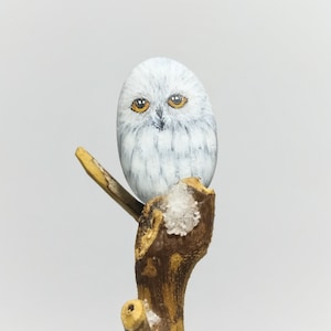 Snowy owl on tree branch, miniature snowy owl, Christmas animal miniatures, Christmas table decoration