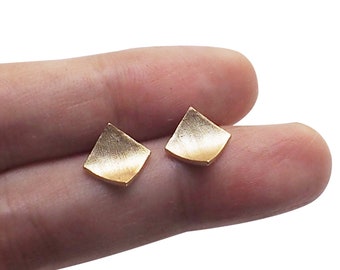 Gold earrings, Square earrings, Minimalist earrings, Simple stud earrings, Curve earrings, Dainty gold studs, Sterling silver stud earrings