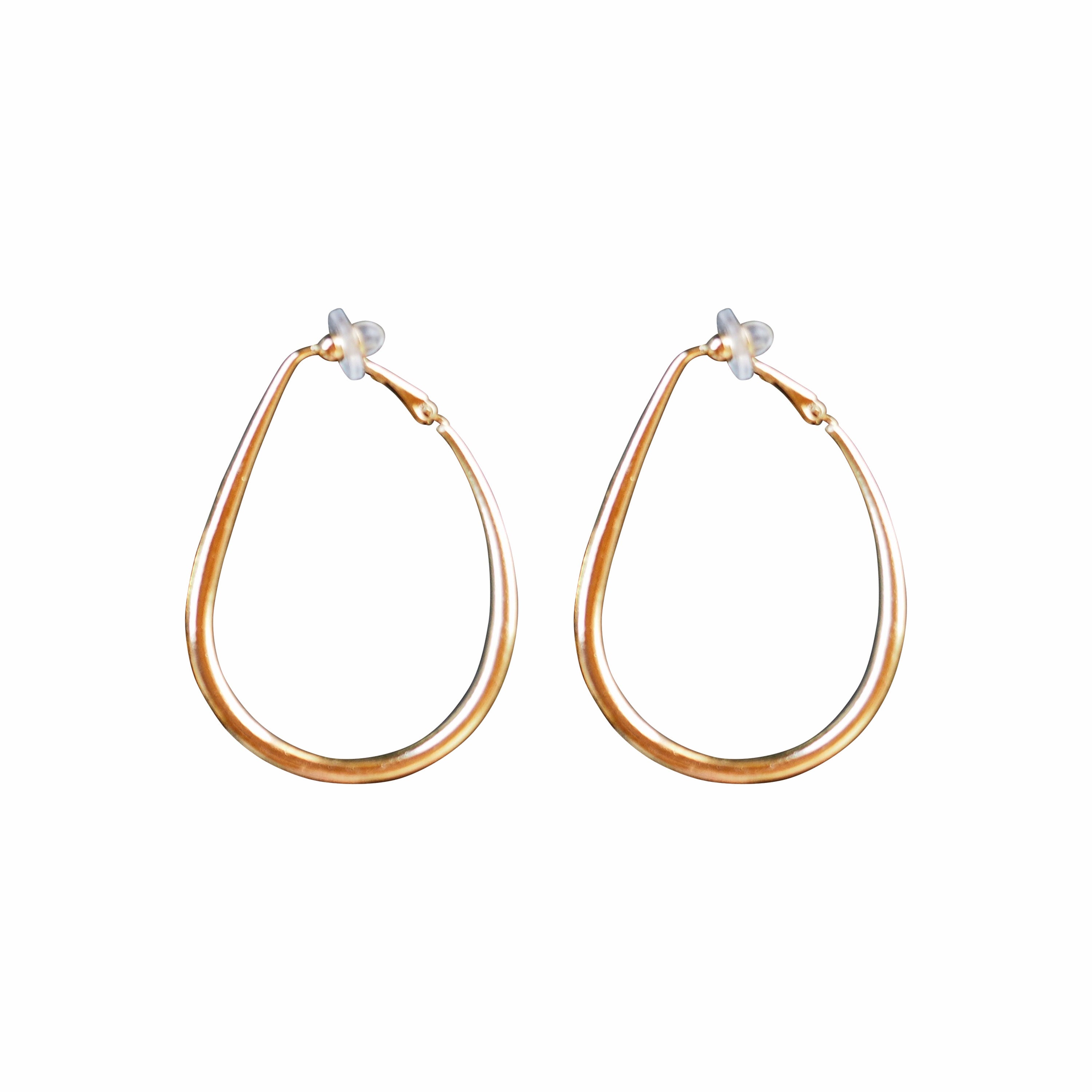 CHANEL Orecchini a clips in metallo color oro con grande cerchio forato