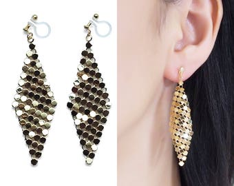 Boucles d'oreilles à clip en maille dorée, clip invisible en forme de losange sur les boucles d'oreilles, clip en feuille métallique sur les boucles d'oreilles, boucles d'oreilles non percées, cadeau pour elle