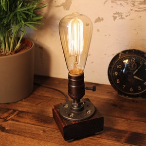 Table lamp-Desk lamp-Edison Steampunk lamp-Rustic home decor-Gift for men-Farmhouse decor-Home decor-Desk accessories-Industrial lighting image 5