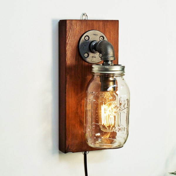 Mason Jar sconce lamp/Rustic home decor/Sconce lamp/Industrial lamp/Steampunk light/housewarming gift/gift for men/Bedside lamp/Rustic decor