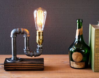 The Luke Table lamp-Desk lamp-Edison Steampunk lamp-Rustic home decor-Gift for men-Farmhouse decor-Desk accessories-Industrial lighting