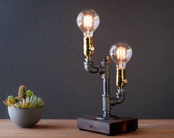 Industrial Table lamp-Desk lamp-Edison Steampunk lamp-Rustic home decor-Gift for men-Farmhouse decor-Home decor-Industrial lighting