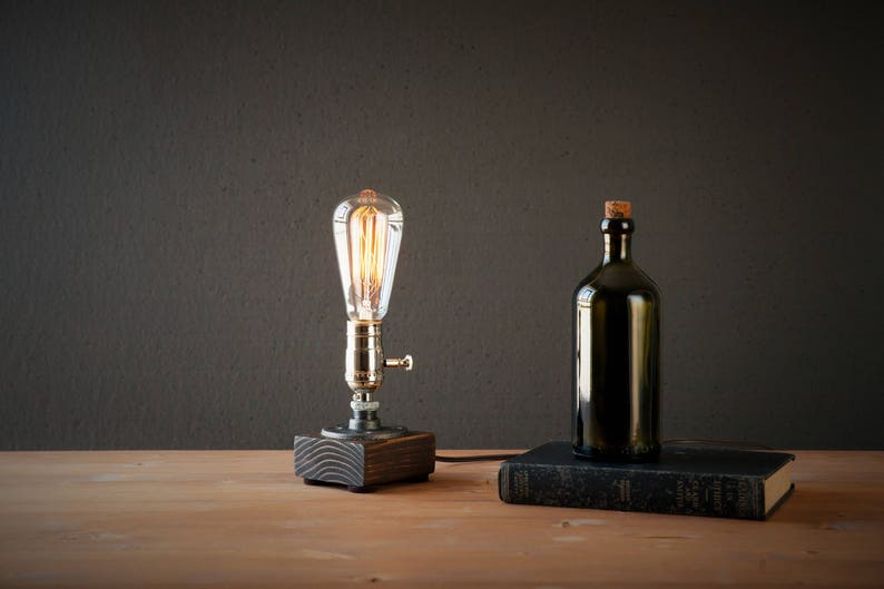 Table lamp-Desk lamp-Edison Steampunk lamp-Rustic home decor-Gift for men-Farmhouse decor-Home decor-Desk accessories-Industrial lighting image 8