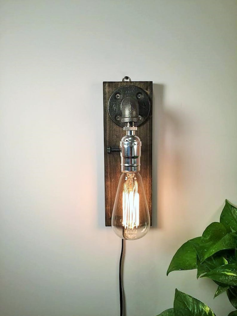 The Walter Edison Wall sconce-Plug in Sconce-Tablelamp-Steampunk lamp-Rustic home decor-Gift for men-Farmhouse decor-Bedside lamp Bild 4