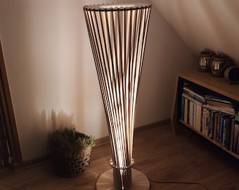 Wooden floor lamp, living room lamp, modern tall lamp
