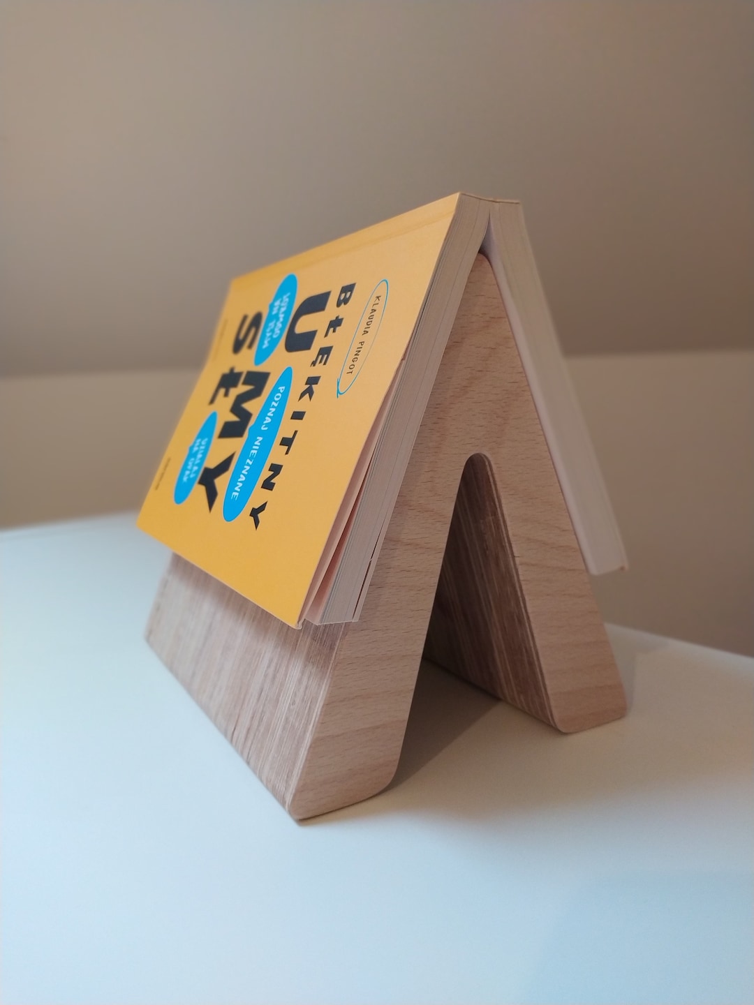 Handmade Triangle Bookmark, Organizer for Book Lovers, Stand for Books