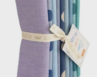 Tilda Seasonal Chambray FQB 9pc Summer Blues TIL300219