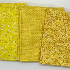 Mixed Yellows and Gold Bundle - Fat Quarters. 4 piece set. 18&quot; x 21&quot;. 100% Cotton.