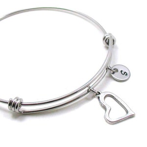 charming Heart bangle Black パメオポーズ Small Heart Bangle, Heart Charm Bracelet, Expandable Bangle