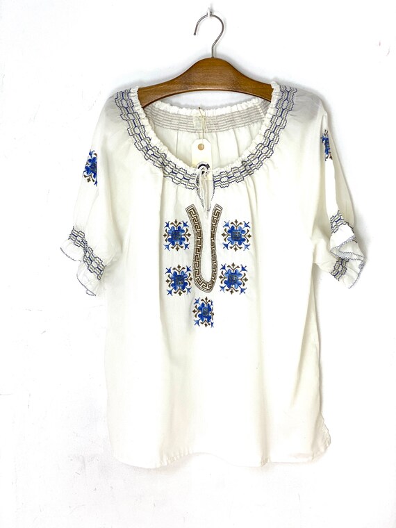 Folkore vintage embroidery blouse | Size XL | whit